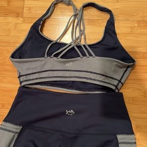 Southern Tide high waisted with side pockets legging and bra top set
